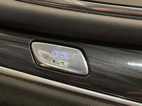 Used 2022 Buick Enclave Essence w/ Trailering Package, 5000 lbs. AWD/4WD image 10
