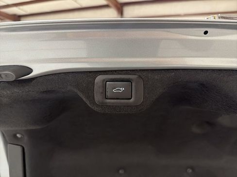 Used 2024 Lexus ES 350 w/ Premium Package image 39