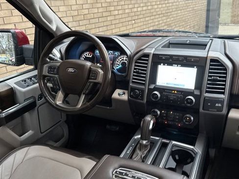 Used 2019 Ford F150 Limited image 25