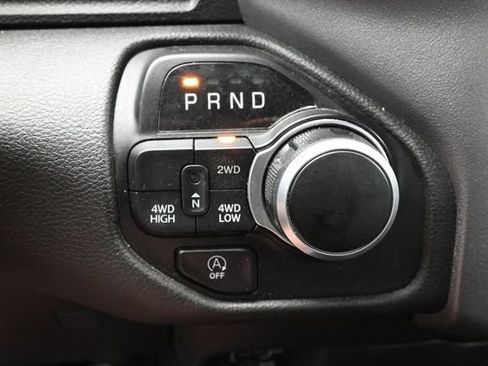 Used 2023 RAM 1500 Big Horn AWD/4WD image 39