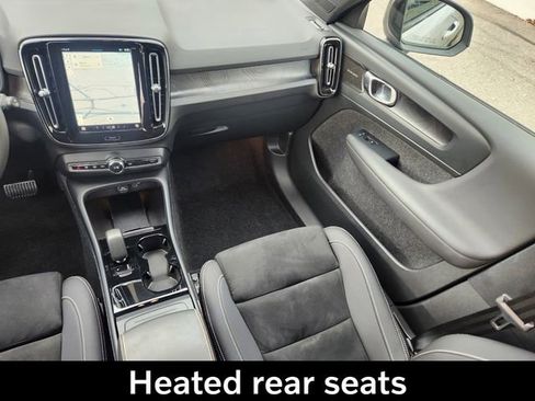 Used 2024 Volvo XC40 Recharge Ultimate w/ Protection Package Premier image 14