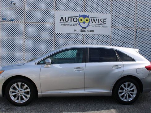 Used 2013 Toyota Venza LE FWD image 5