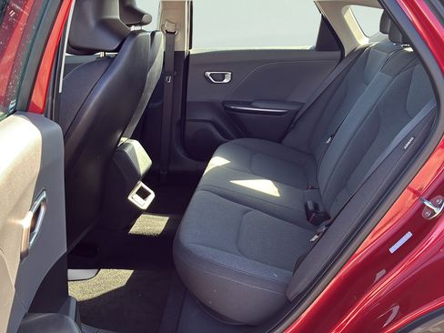 Certified 2025 Kia K4 FWD image 21