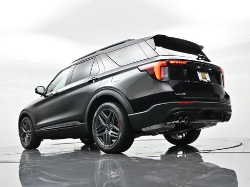 New 2026 Ford Explorer ST image 27