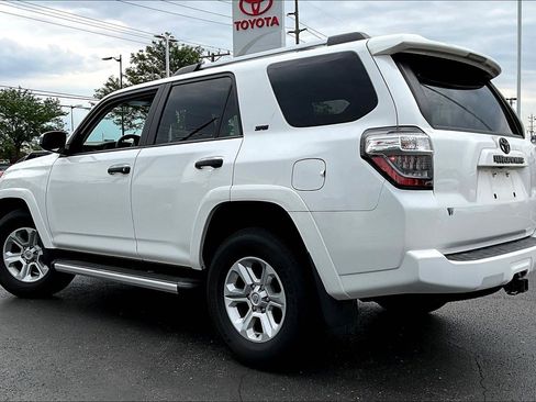 Used 2023 Toyota 4Runner SR5 RWD image 4