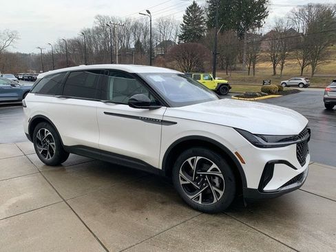 New 2026 Lincoln Nautilus Premier w/ Equipment Group 102A image 14