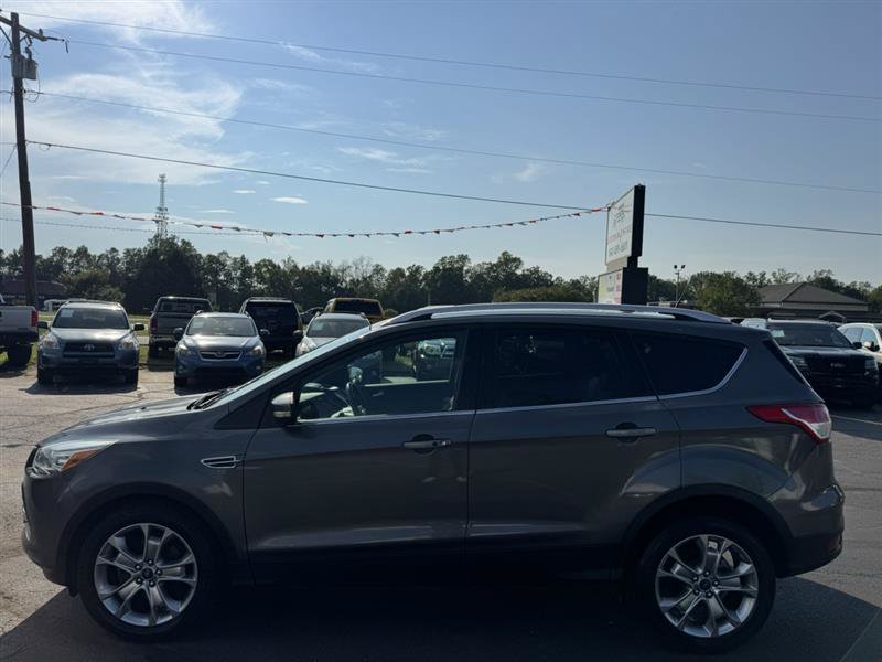 Used 2014 Ford Escape Titanium w/ Equipment Group 401A FWD image 4
