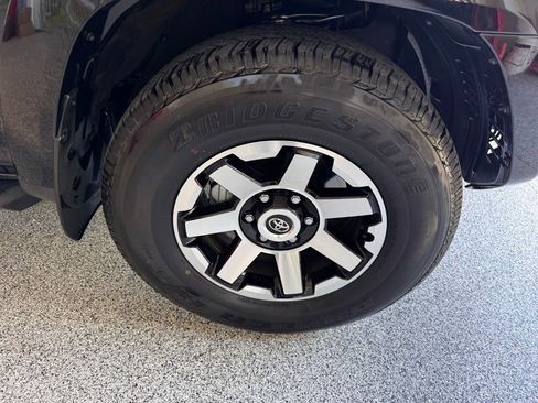 Certified 2024 Toyota 4Runner TRD Off-Road Premium w/ Off Road Premium Plus Package AWD/4WD image 16