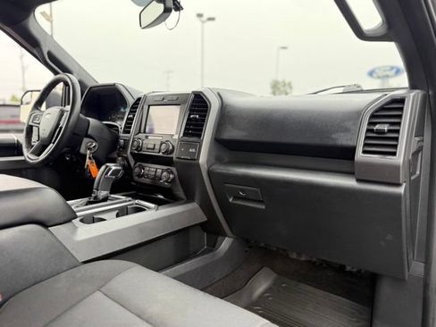 Used 2020 Ford F150 XLT w/ Equipment Group 302A Luxury AWD/4WD image 15