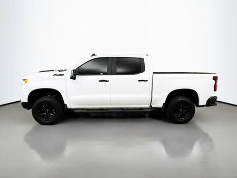 Used 2022 Chevrolet Silverado 1500 LT Trail Boss w/ LT Trail Boss Premium Package AWD/4WD image 4