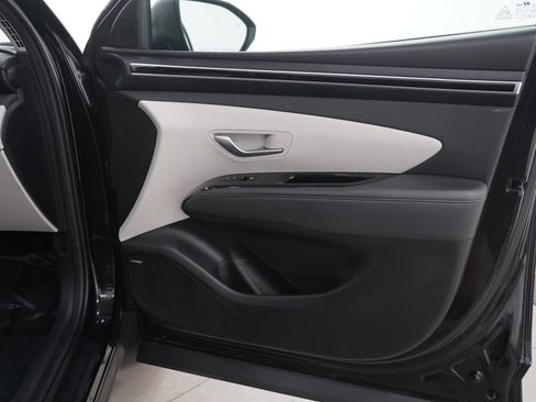 Used 2022 Hyundai Tucson SEL w/ Convenience + Premium Package FWD image 9