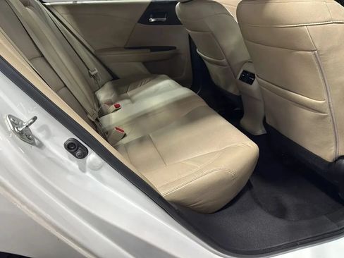 Used 2016 Honda Accord EX-L image 14