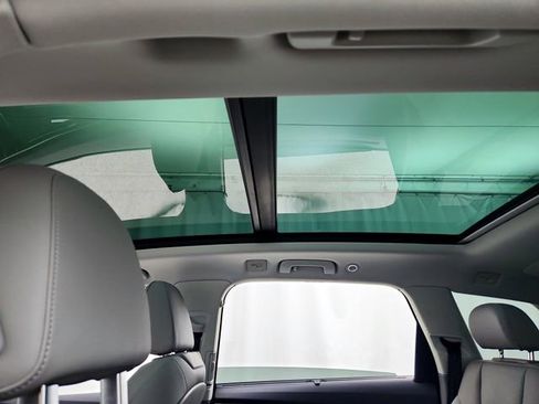 Used 2023 Audi Q7 3.0T Premium Plus w/ Premium Plus Package image 19