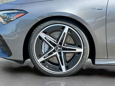New 2025 Mercedes-Benz CLA 35 AMG 4MATIC image 31