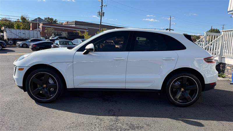Used 2017 Porsche Macan S AWD/4WD image 3