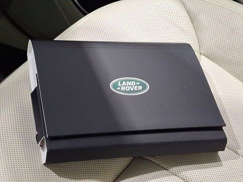 Certified 2024 Land Rover Range Rover SE AWD/4WD image 26