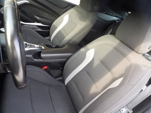Used 2021 Chevrolet Camaro LT RWD image 27