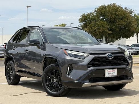 Certified 2022 Toyota RAV4 XSE AWD/4WD image 2