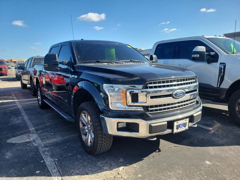 Used 2018 Ford F150 XLT w/ Equipment Group 302A Luxury image 7