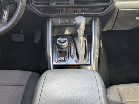 Used 2023 Chevrolet Colorado Trail Boss w/ Technology Package image 18