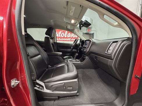 Used 2021 GMC Canyon AT4 w/ Driver Alert Package image 10