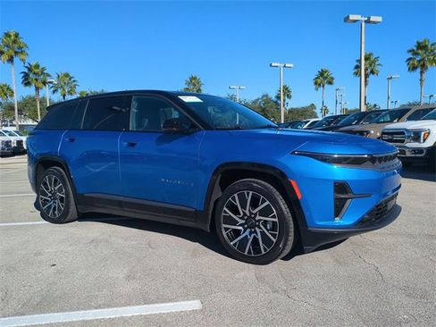 Used 2025 Jeep Wagoneer S Limited image 2