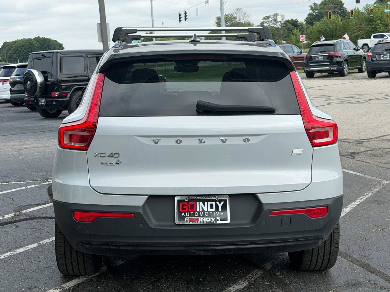 Used 2021 Volvo XC40 P8 Recharge AWD/4WD image 4
