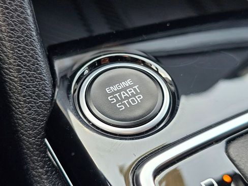 Used 2025 Kia Sportage EX FWD image 26