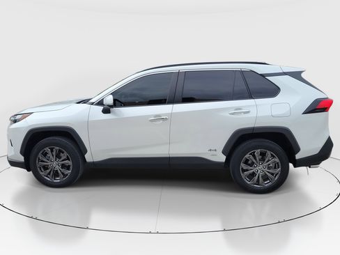 Used 2024 Toyota RAV4 Limited w/ Advanced Technology Package AWD/4WD image 4