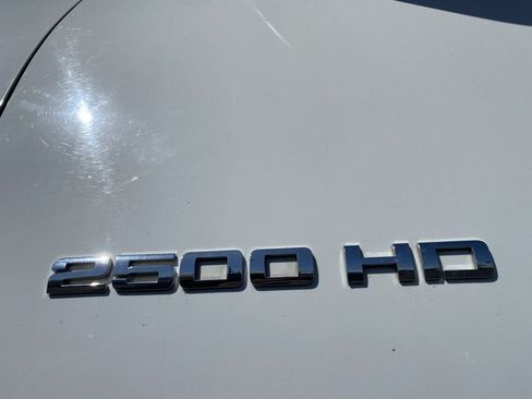 Used 2012 Chevrolet Silverado 2500 W/T AWD/4WD image 25