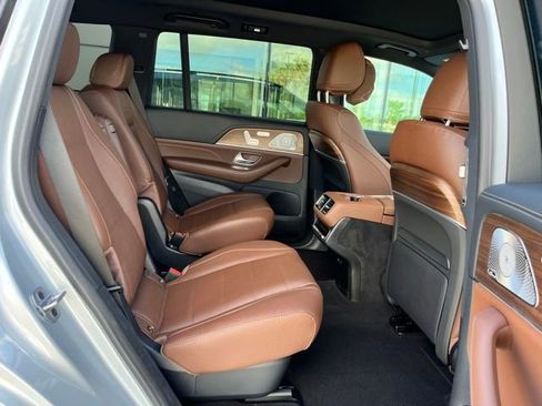 New 2026 Mercedes-Benz GLS 580 4MATIC image 20