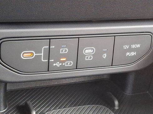 New 2025 Kia K4 EX image 18