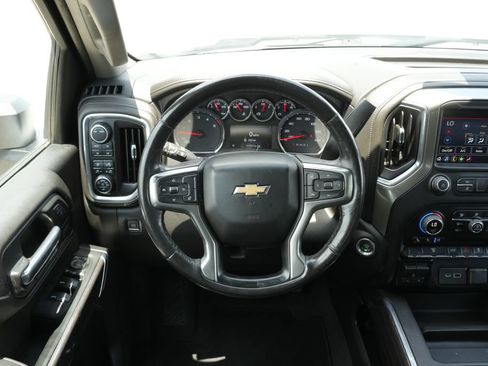 Used 2022 Chevrolet Silverado 2500 LTZ w/ LTZ Convenience Package AWD/4WD image 6