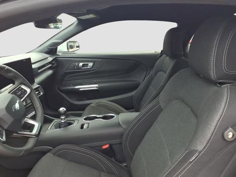 Used 2026 Ford Mustang GT RWD image 5