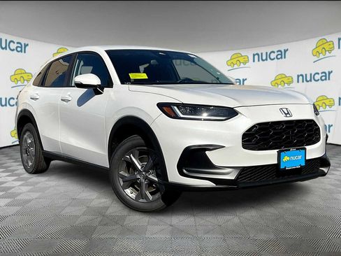New 2026 Honda HR-V LX image 1