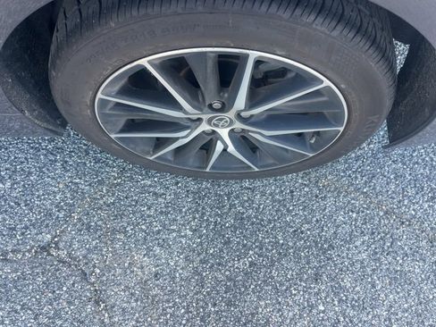 Used 2024 Toyota Camry SE image 28