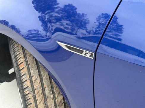 Used 2016 Volkswagen Golf R 4Motion AWD 4dr Hatchback 6M w image 10