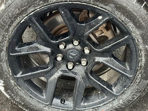 Used 2020 RAM 1500 Laramie image 10