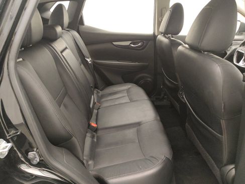 Used 2017 Nissan Rogue Sport SL AWD/4WD image 19