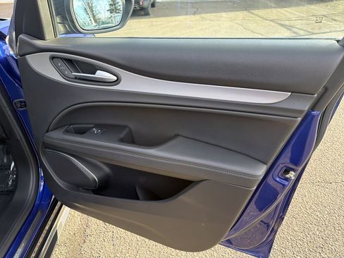 Used 2021 Alfa Romeo Stelvio Ti Sport image 14