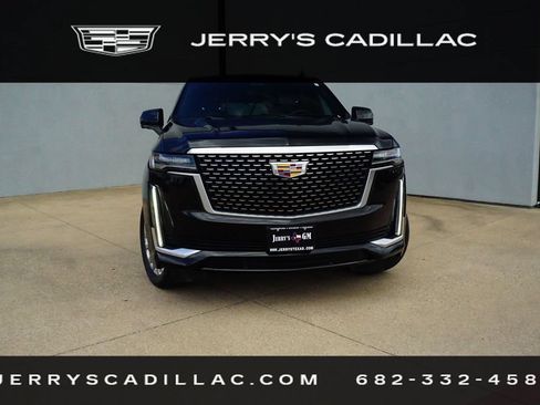 Used 2023 Cadillac Escalade Premium Luxury AWD/4WD image 7