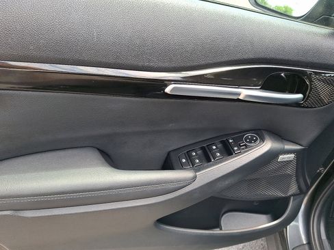 Used 2024 Kia Seltos SX image 12