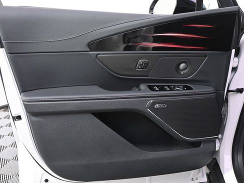 New 2026 Lincoln Nautilus Reserve AWD/4WD image 20