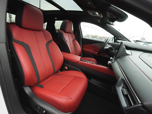 Used 2024 Acura ZDX A-Spec image 38