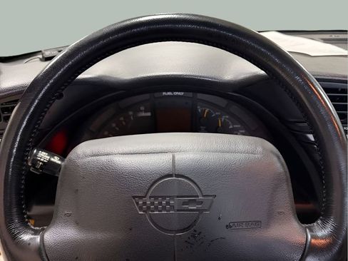 Used 1994 Chevrolet Corvette Convertible RWD image 8
