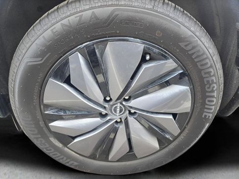 Used 2024 Nissan Ariya AWD image 8