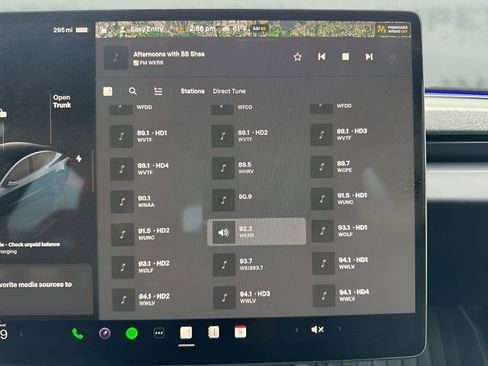 Used 2025 Tesla Model 3 Long Range image 19