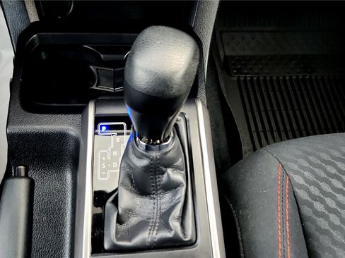 Used 2021 Toyota Tacoma SR5 image 28