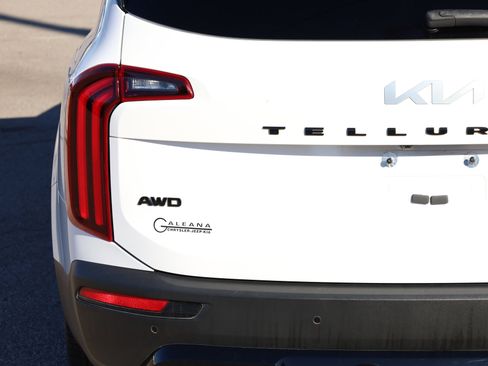 Used 2022 Kia Telluride EX w/ EX Premium Package image 19