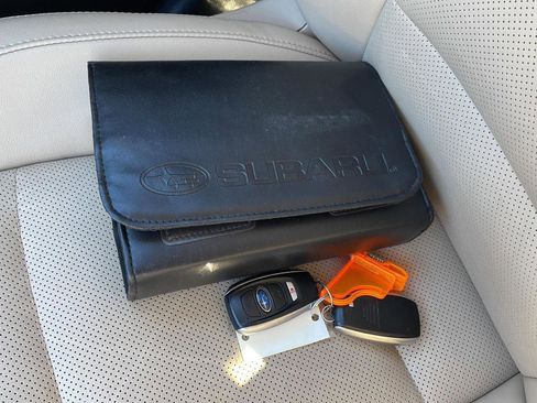 Used 2017 Subaru Outback 2.5i Limited image 30